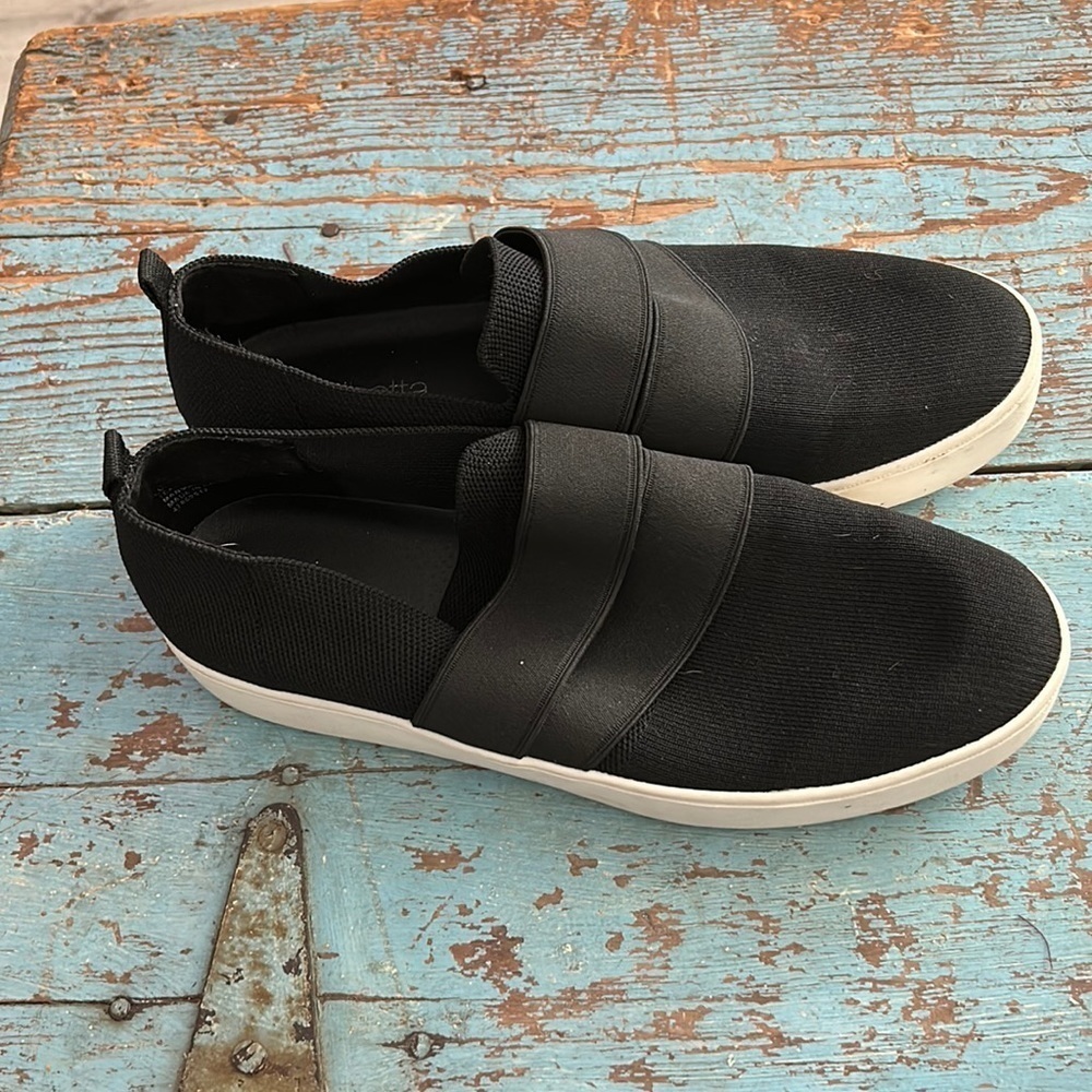 Dolcetta Women's Luna Black Stretch Fabric Closed Toe Slip On Sneakers size 11